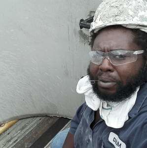 Meet your Posher, Idrissa